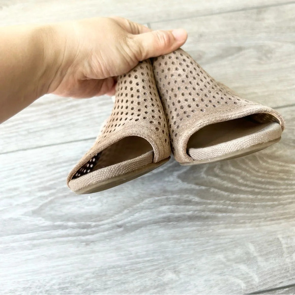 Franco Sarto Mandi Beige Caged Peep Toe Ankle Buckle Slingback Sandal Heels - Picture 5 of 14